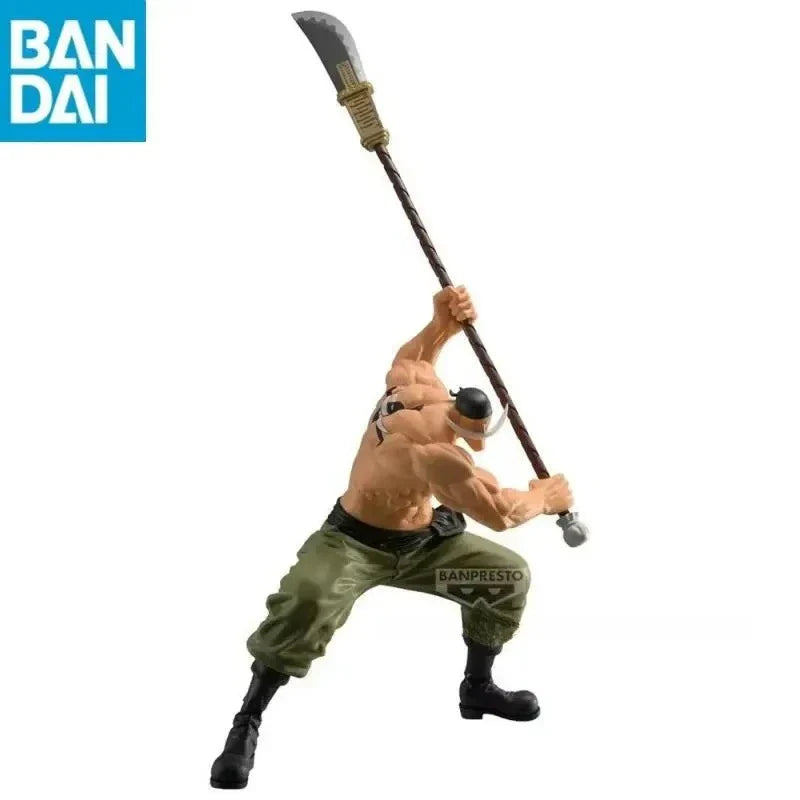 Figura Edward Newgate (Barbablanca) - Colección Grandista (Banpresto Original) en pose de batalla con su naginata, ideal para exhibición coleccionable.