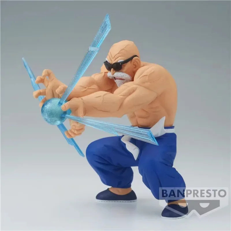 Vista lateral de la figura Master Roshi — GXMateria de Banpresto, destacando detalles musculares y efecto de energía en PVC azul.